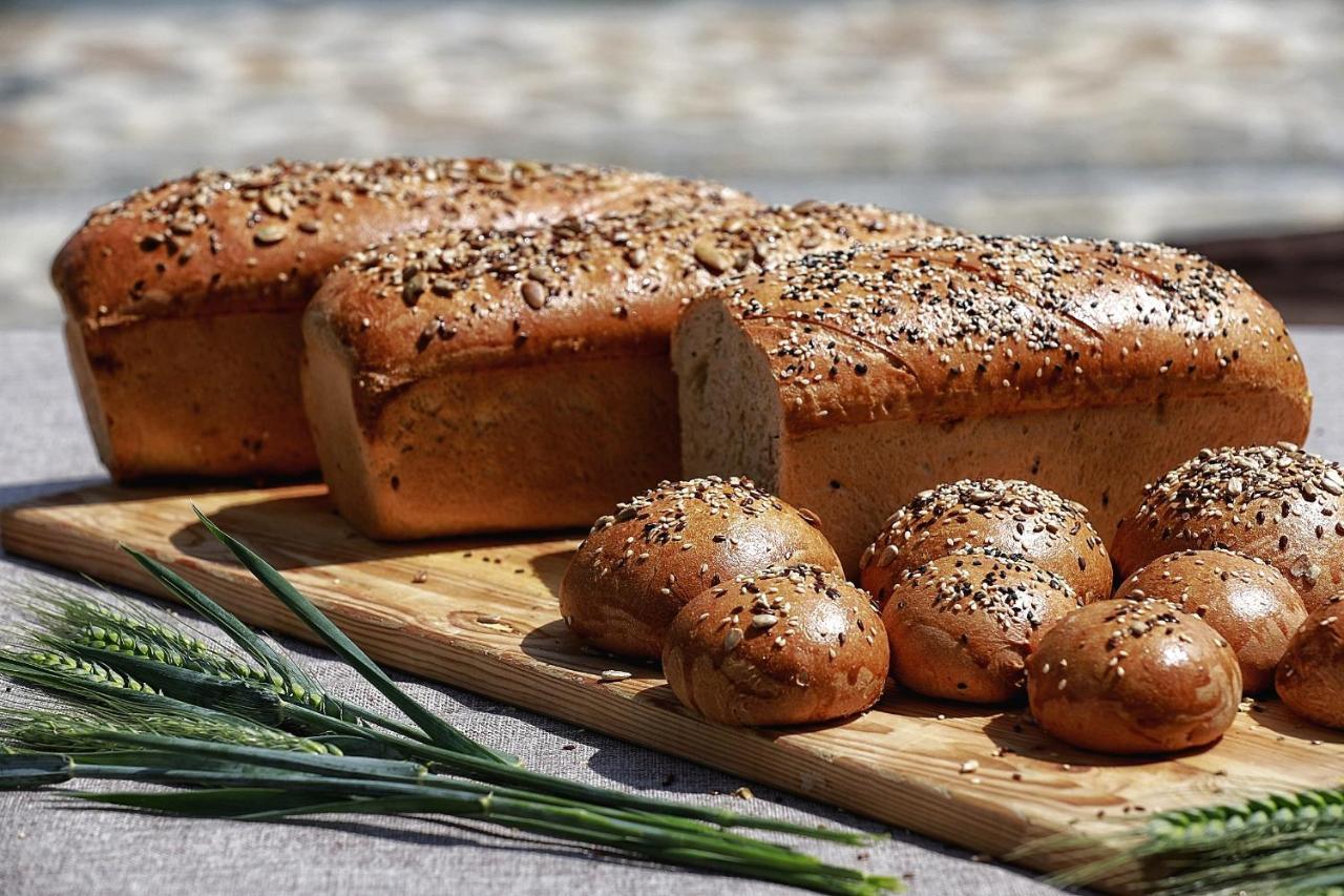 Country Spa Retreat Snagov Εξωτερικό φωτογραφία Poppy seed bread