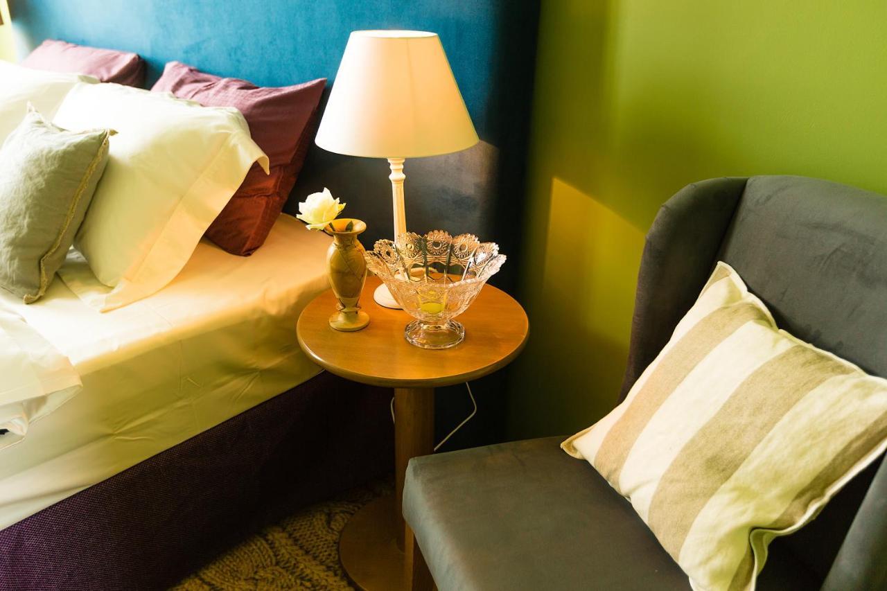 Country Spa Retreat Snagov Εξωτερικό φωτογραφία A lampshade